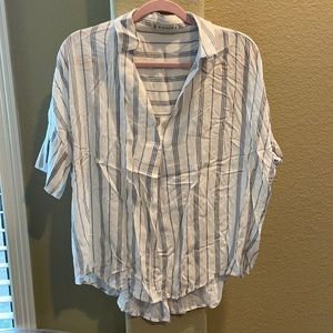 Simisue collared top